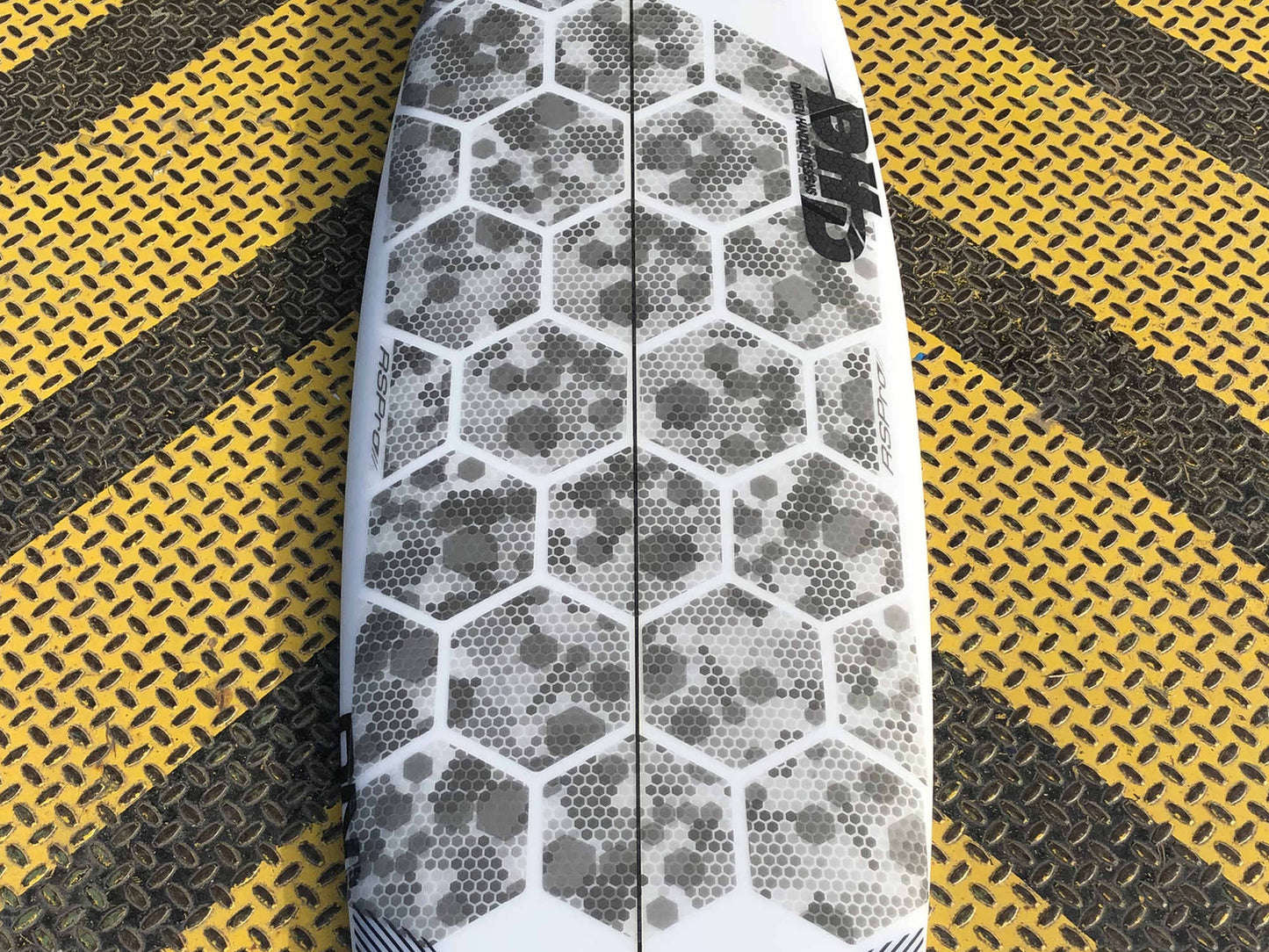 HexaTraction Camo Edition